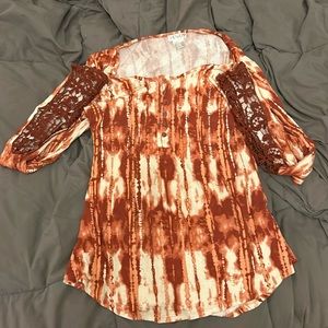 WOMENS M | VENUS PINK AND WHITE DESIGN LONG SLEEVE